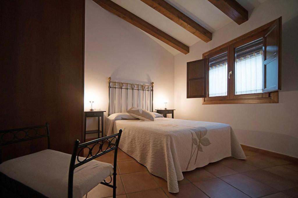 Apartamentos Casa Vidal Adahuesca Pokój zdjęcie